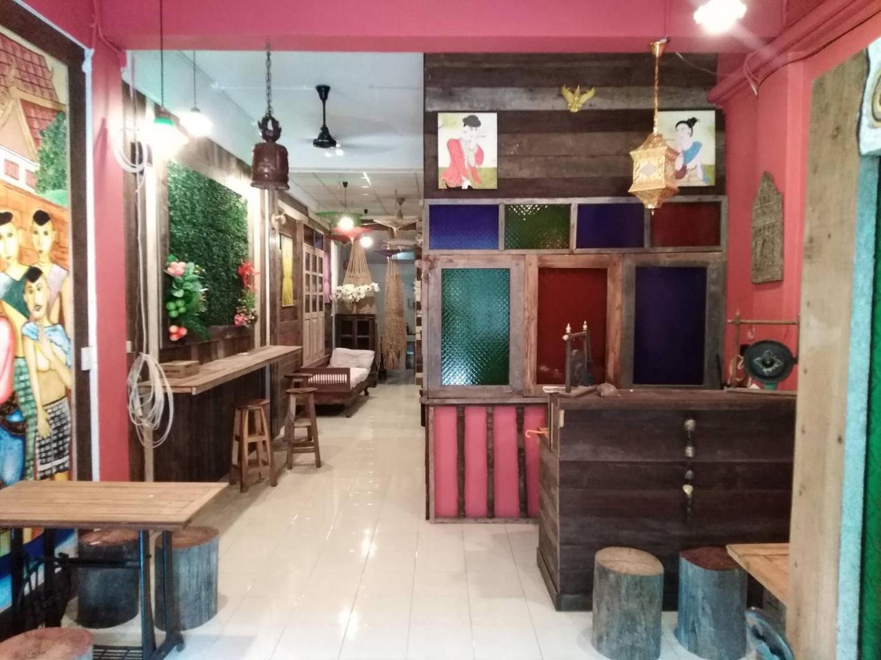 @Lanna House (Adults Only) Vandrerhjem Chiang Mai Eksteriør bilde
